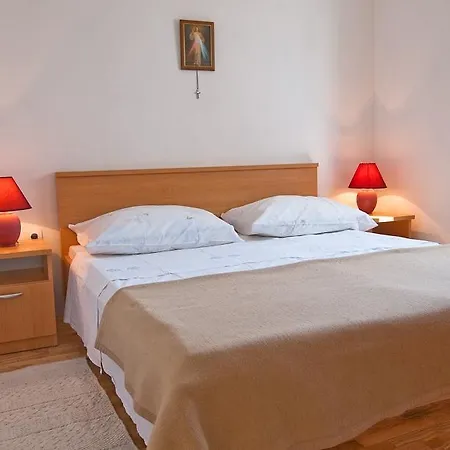 Apartment Teo